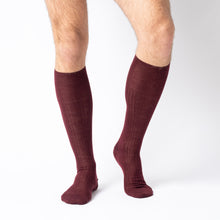 Load image into Gallery viewer, CALZA LUNGA A COSTE E POLSINO INGLESE IN PURA LANA MERINOS RIMAGLIATA A MANO